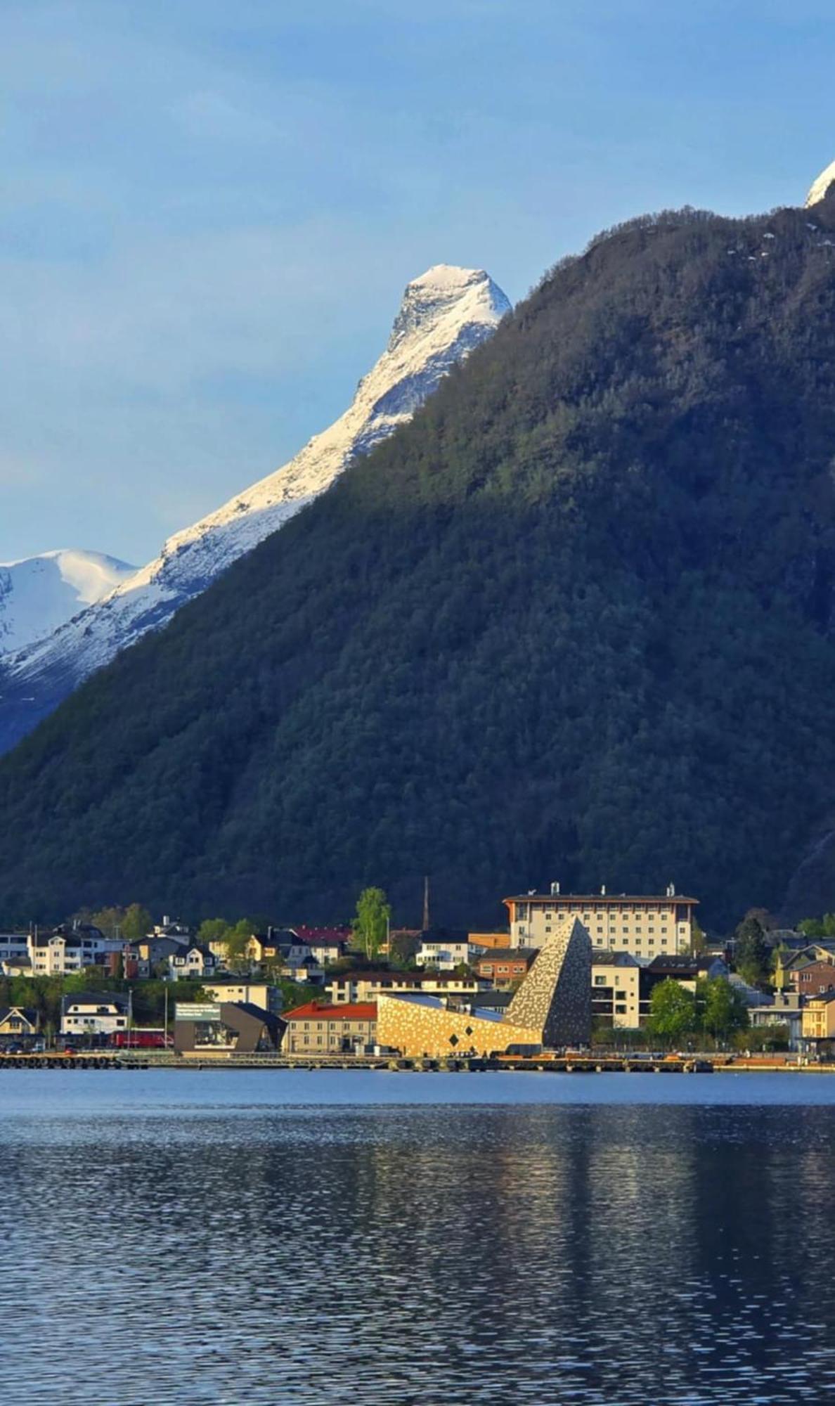 Grand - By Classic Norway Hotel